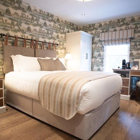 Cromwell Arms Country Pub With Rooms Romsey Luaran gambar