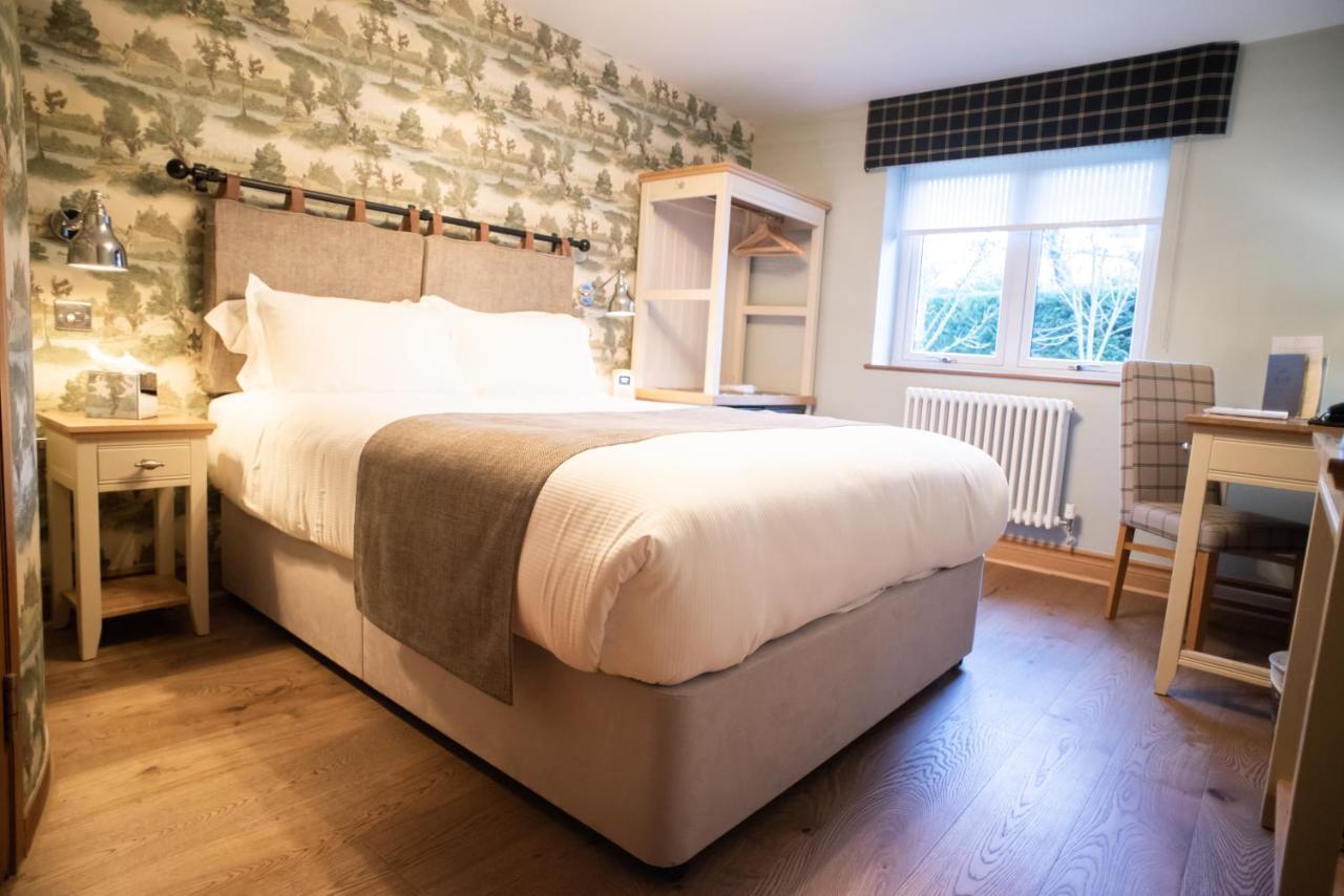 Cromwell Arms Country Pub With Rooms Romsey Luaran gambar