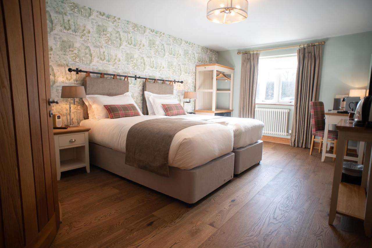 Cromwell Arms Country Pub With Rooms Romsey Luaran gambar