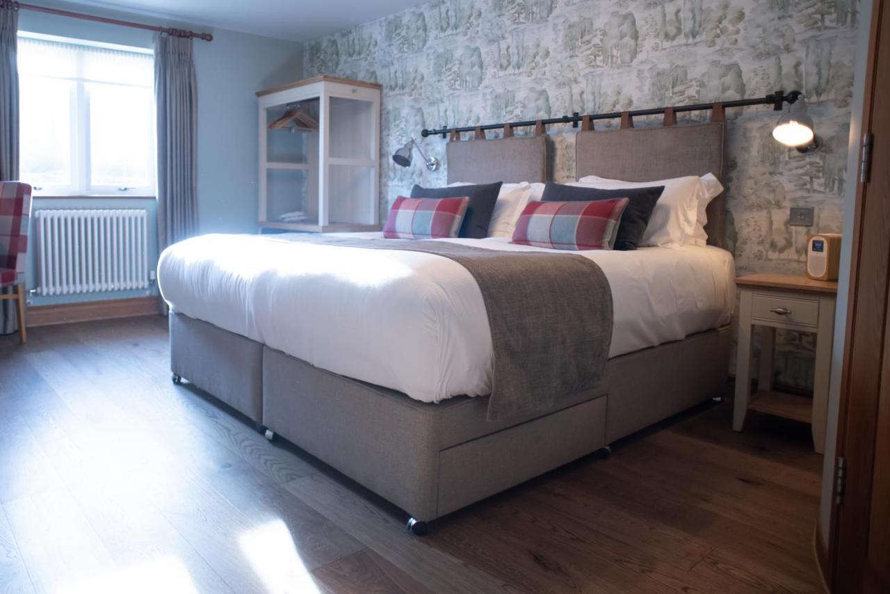 Cromwell Arms Country Pub With Rooms Romsey Luaran gambar